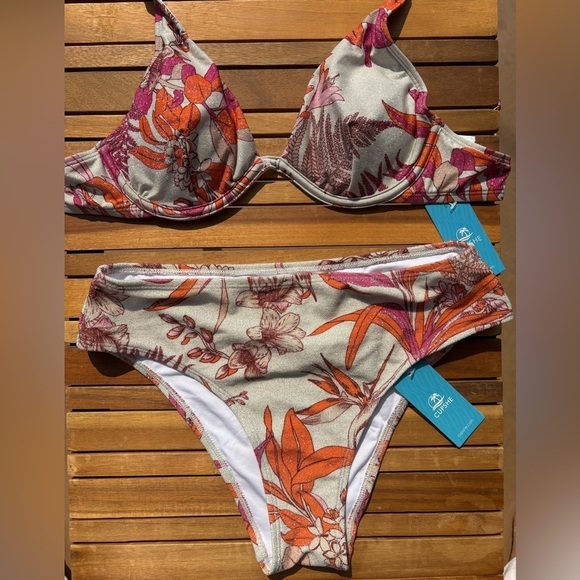 SMALL NWT Cupshe Floral Bird of Paradise glitter Print Bikini swimsuit Set - Picture 7 of 7